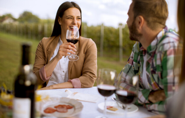 AGRITURISMO, Coldiretti, FONDAZIONE CAMPAGNA AMICA, GUIDE, ITALIANI, Terranostra, TURISMO ENOGASTRONOMICO, Non Solo Vino