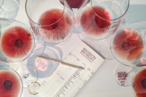 Brunello di Montalcino 2021: vini piacevoli, nonostante il millesimo dall’impronta arida