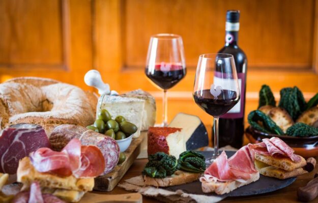 “Toscana”, brand tra i più famosi al mondo che unisce enogastronomia, paesaggio e arte