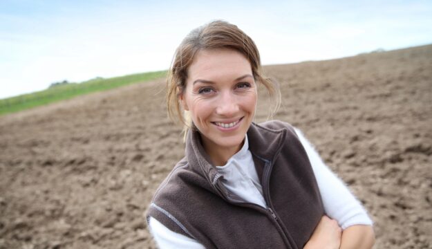 25 novembre: dalla masseria “rifugio” alla mugnaia che salva i borghi, storie di riscatto e libertà 