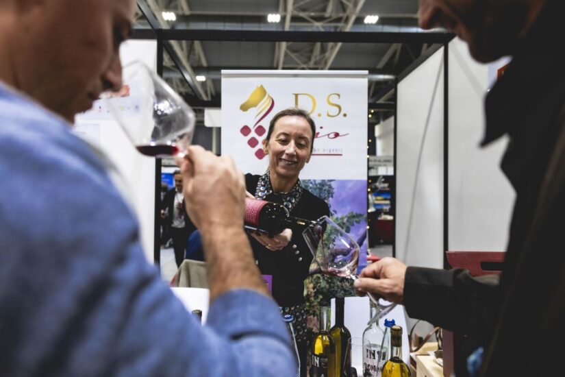 Il “Mercato dei Vini dei Vignaioli Indipendenti” della Fivi a BolognaFiere (credit: Michele Purin)