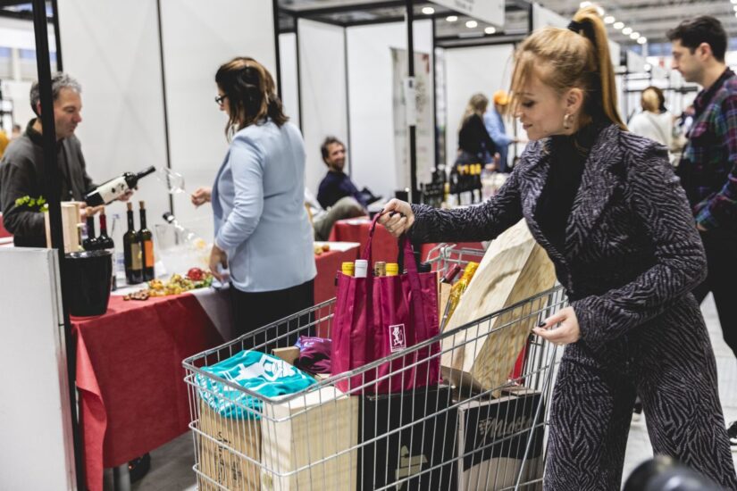 Il “Mercato dei Vini dei Vignaioli Indipendenti” della Fivi a BolognaFiere (credit: Michele Purin)