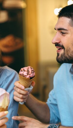 Gli Anni ’90 sono la decade più amata dagli italiani, tra autenticità e gesti semplici 