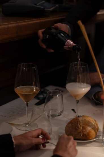 La tavola vista dall’obbiettivo del fotografo Maurizio Adamo