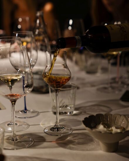 La tavola vista dall’obbiettivo del fotografo Maurizio Adamo