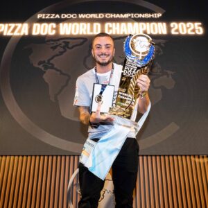 È il napoletano Giuseppe Cutraro (patron del Gruppo Peppe) il miglior pizzaiolo del mondo