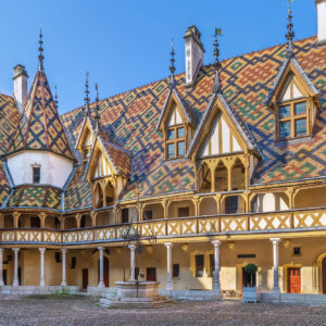 Asta degli Hospices de Beaune n. 165, nel cuore della Borgogna, raccolti 18,8 milioni di euro