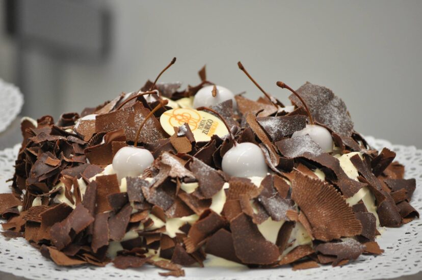 IL PASTICCERE, LA TORTA ZURIGO, PINEROLO, TORINO, La dispensa, Su i Vini di WineNews