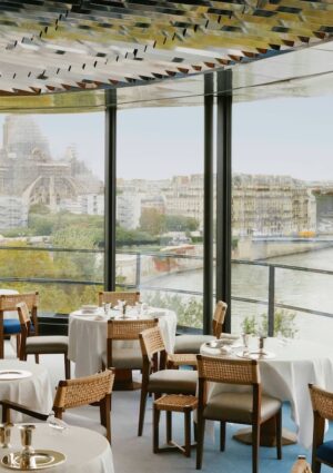 Per la prima volta La Tour d’Argent a Parigi offre tour guidati nella sua iconica cantina
