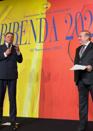 Demonizzazione del vino, cucina italiana Unesco e non solo: parla il Ministro Lollobrigida