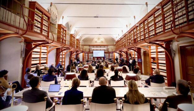 Il valore delle dimore storiche: 35 milioni di visitatori nel 2024, e il 17% produce anche vino