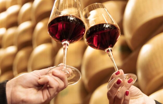 DAZI, PARMIGIANO REGGIANO, TRUMP, US WINE TRADE ALLIANCE, USA, vino, Mondo