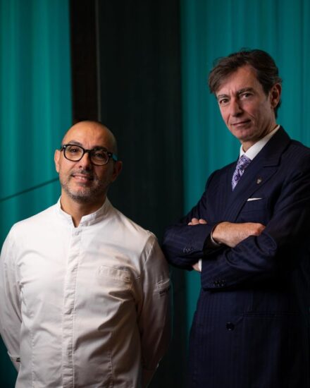 Lo chef Riccardo Monco ed il sommelier Alessandro Tomberli (credit Facebook/Enoteca Pinchiorri)