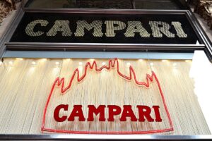 Campari, da un utile operativo di 517 milioni di euro (+3,6%) al calo in Borsa (-2,4%)