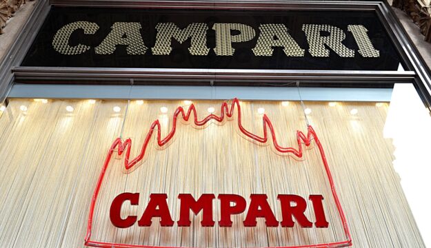 Campari, da un utile operativo di 517 milioni di euro (+3,6%) al calo in Borsa (-2,4%)