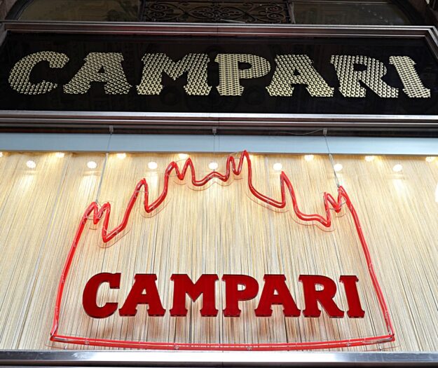 Campari, da un utile operativo di 517 milioni di euro (+3,6%) al calo in Borsa (-2,4%)