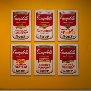 Dalle tele di Andy Warhol alle tavole italiane: l’icona della Pop Art Campbell’s investe in Italia