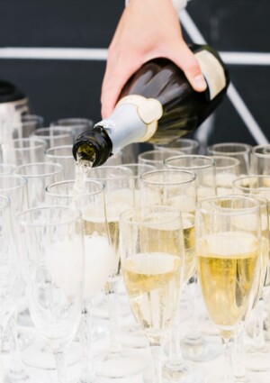 I 10 marchi pi&ugrave; preziosi al mondo valgono 8,2 miliardi di dollari. Lo Champagne batte il vino