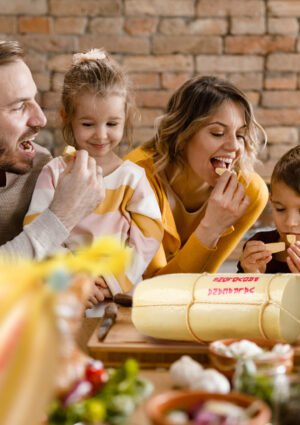 Formaggi: se sono Dop, Igp e Stg il 51% degli italiani &egrave; disposto a pagarli di pi&ugrave;