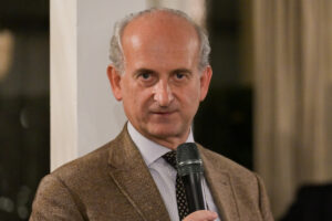 “Più promozione nel mondo, e in Europa, non ai fondi per estirpare i vigneti, più informazione”