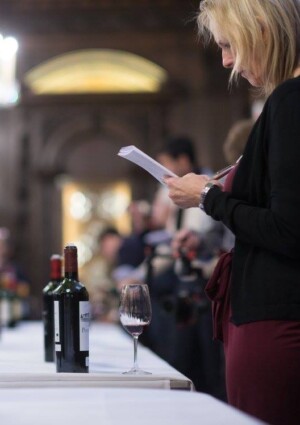 Masters of Wine, l&rsquo;asta online battuta da Sotheby&rsquo;s raccoglie 147.000 sterline