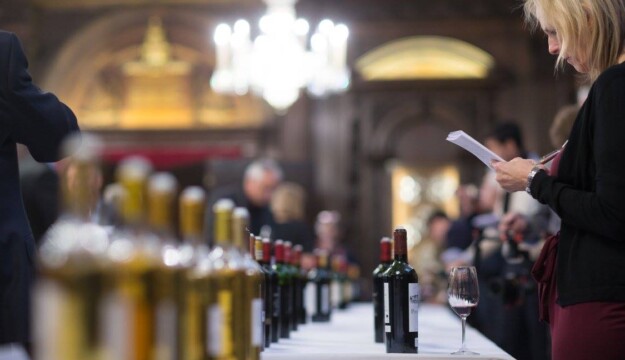 Masters of Wine, l&rsquo;asta online battuta da Sotheby&rsquo;s raccoglie 147.000 sterline