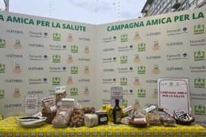 Al Gemelli, a Roma, il primo mercato contadino in un ospedale: &ldquo;la salute nasce a tavola&rdquo;