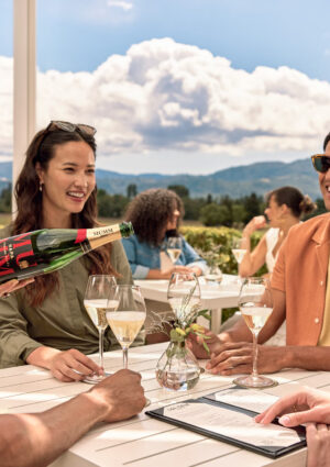 Ancora affari enoici in Usa: Mumm Napa passa da Pernod Ricard a Trinchero Family Wine and Spirits