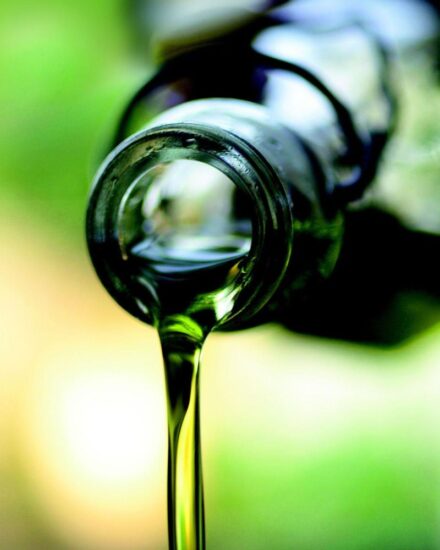 “Flos Olei” a Roma, con la degustazione dei migliori oli extravergine di oliva italiani e del mondo selezionati dalla guida