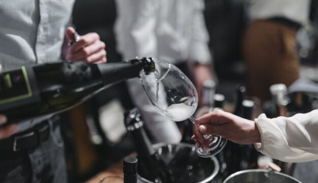 Il nome &ldquo;Classese&rdquo; da subito in etichetta: c&rsquo;&egrave; la svolta per il Metodo Classico dell&rsquo;Oltrep&ograve; Pavese