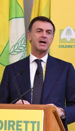 Coldiretti: &ldquo;vogliamo un&rsquo;Europa diversa che non taglia 90 miliardi all&rsquo;agricoltura per il riarmo&rdquo;