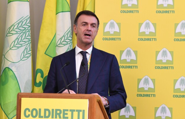 AGROALIMENTARE ITALIANO, BRUXELLES, Coldiretti, COMMISSIONE UE, CUCINA ITALIANA, ETTORE PRANDINI, EXPORT, PAC, PROTESTA, UE, UNESCO, URSULA VON DER LEYEN, VINCENZO GESMUNDO, Non Solo Vino