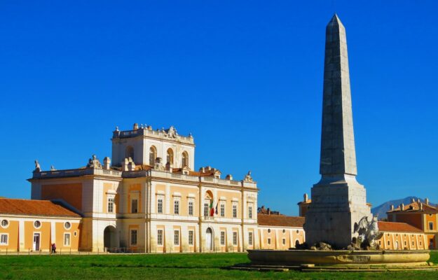 AGRICOLTURA, AMBIENTE, API, BEE HOTEL, BIODIVERSITÀ, IMPOLLINATORI, REGGIA DI CARDITELLO, Mondo