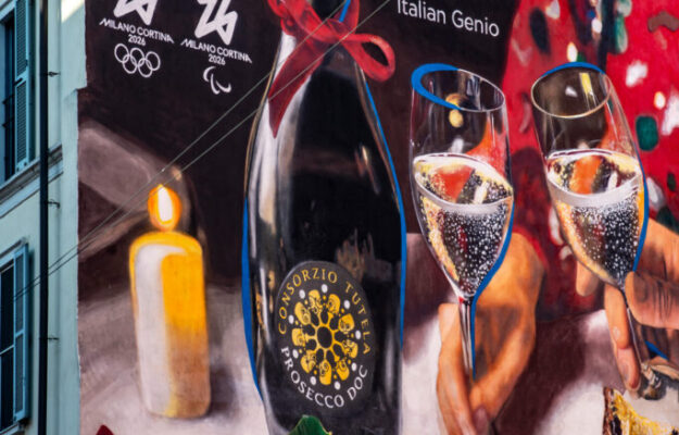 BRINDISI, CAPODANNO, CONSORZIO PROSECCO DOC, MILANO, MILANO CORTINA 2026, MURALES, NATALE, OFFICIAL SPARKLING WINE, PANETTONE, PROSECCO DOC, STREET ART, TAVOLA ITALIANA, Italia
