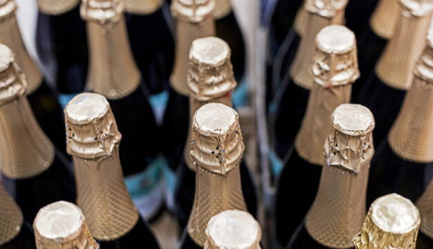 Nel 2025 gli spumanti italiani superano il miliardo di bottiglie prodotte (+1,8%)
