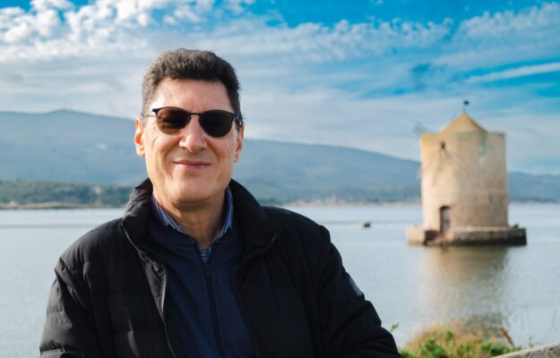 BRUNO GAMBACORTA, COMUNICAZIONE, CONFCOMMERCIO SIENA, CUCINA ITALIANA, DONATELLA CINELLI COLOMBINI, EAT PARADE, HELMUTH KOCHER, RAI, TG2, THE WINEHUNTER, UNESCO, WINE & SIENA, Italia