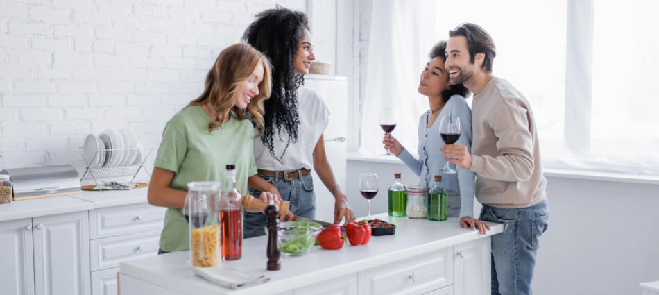 Nove italiani su dieci hanno bevuto vino nell&rsquo;ultimo anno, con il territorio primo driver di scelta