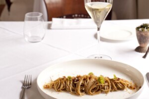 Nei ristoranti del futuro? Il tempo &egrave; un ingrediente e si rid&agrave; valore a semplicit&agrave; ed accoglienza