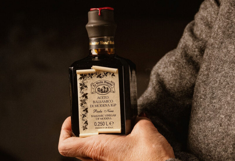 ACETO BALSAMICO DI MODENA IGP, LA VECCHIA DISPENSA, MODENA, PERLA NERA, La dispensa, Su i Vini di WineNews