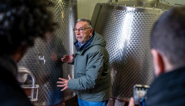 &ldquo;Una storia lunga 50 vendemmie&rdquo;, lo &ldquo;strano&rdquo; vino, imprevedibile e irreplicabile, di Fausto Maculan