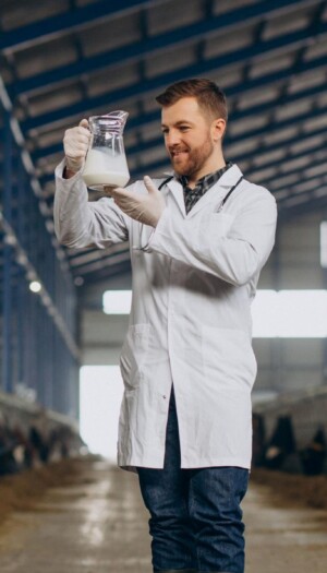 Crisi del latte: misure straordinarie per salvare la filiera italiana