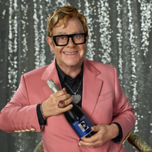 Il gigante del Pop, Sir Elton John, debutta nel mondo dei vini no alcol, con &ldquo;Elton John Zero&rdquo;