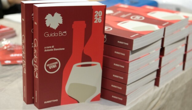 I migliori vini &ldquo;green&rdquo; d&rsquo;Italia? A premiarli &egrave; la &ldquo;Guida Bio - Selezione Vini 2026&rdquo;