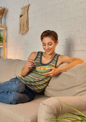 La cucina e la tavola sono ancora il cuore della vita domestica, ma il tempo si riduce