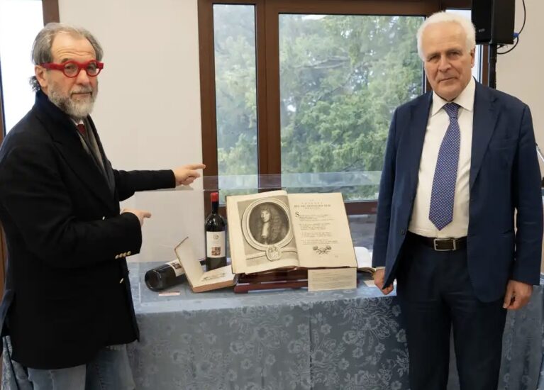 Il direttore di WineNews, Alessandro Regoli, con il presidente della Regione Toscana, Eugenio Giani