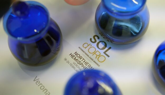 I migliori extravergine d&rsquo;Italia (e non solo): assegnati a Verona i premi del &ldquo;Concorso Sol d&rsquo;Oro&rdquo;