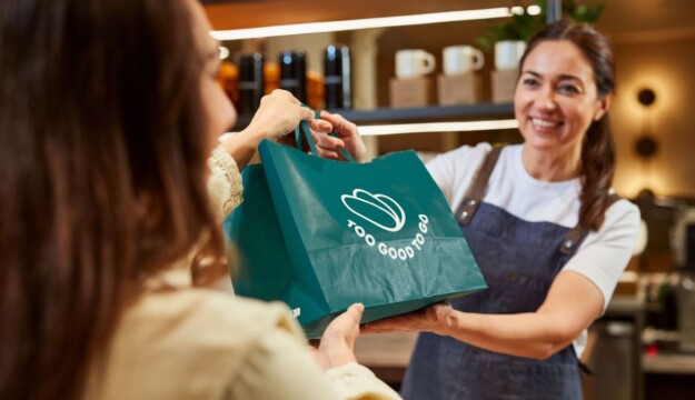 Spreco di cibo, una &ldquo;tassa invisibile&rdquo; nel budget familiare da 378 euro a persona all&rsquo;anno in Italia