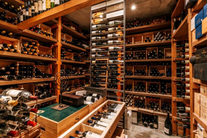 La cantina dell’Umberto a Mare sull’Isola di Ischia (ph: Facebook/Umberto a Mare)