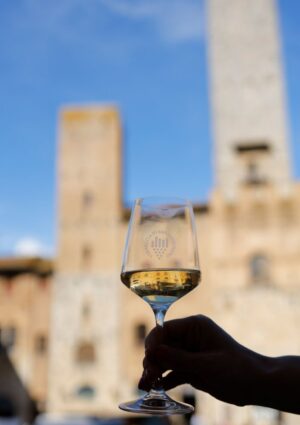 &ldquo;Regina Ribelle - Vernaccia di San Gimignano Wine Fest&rdquo; nella &ldquo;Manhattan del Medioevo&rdquo; & non solo