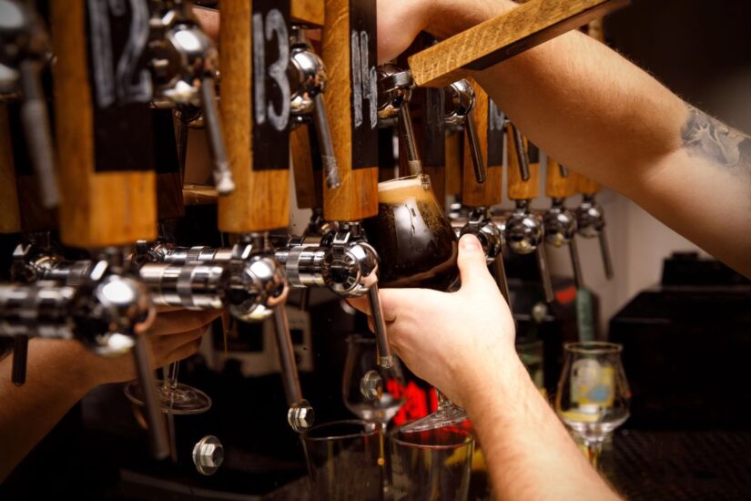 La “Italy Beer Week” con la birra artigianale italiana in birrifici e pub, di tutta Italia